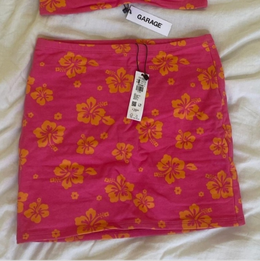 Cute Hawaiian Flower Beachy Skirt 🌺